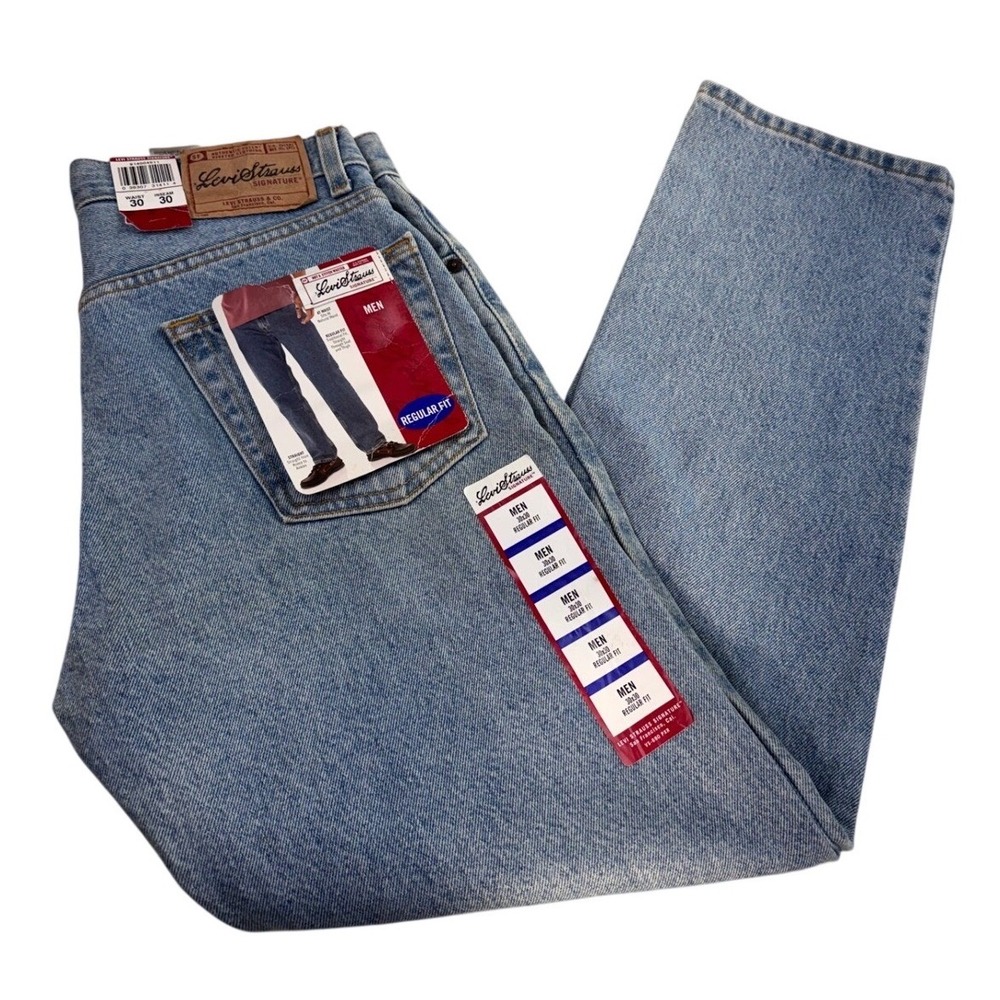 Levi‎ Strauss Signature Mens Regular Fit Straight Leg Jeans Light Wash 30x30 NWT